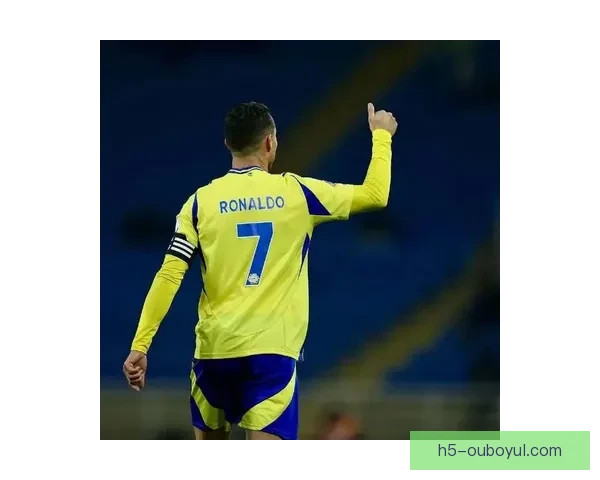 禁区对峙C罗手势让布赖代静默