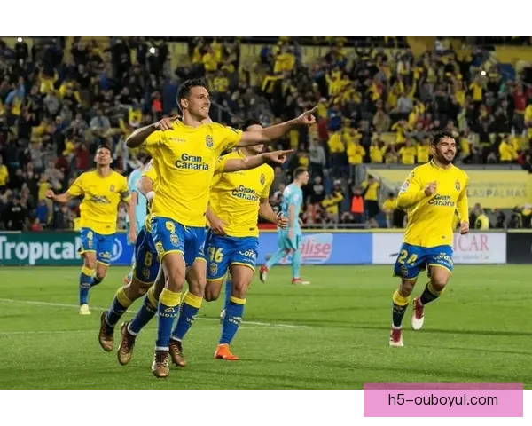 帕尔马逆转维罗纳 贝尔纳韦佩莱格里诺破门